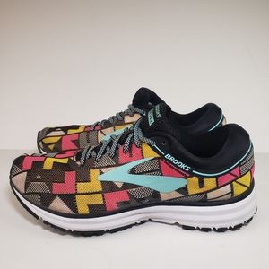 Brooks Revel Multi Color Geometric Athletic Runnin